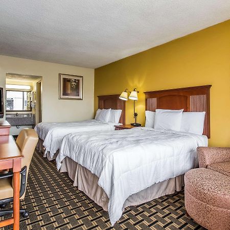 Econo Lodge Byron Eksteriør bilde