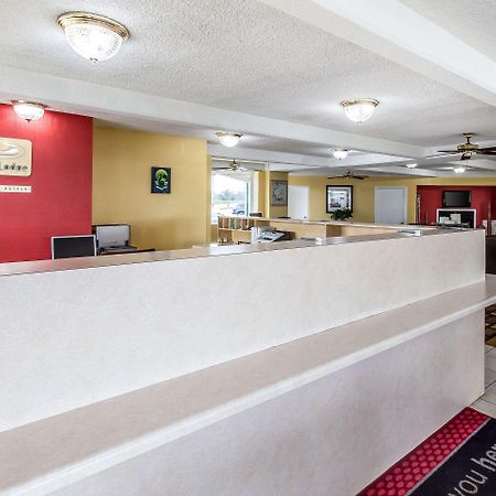 Econo Lodge Byron Eksteriør bilde