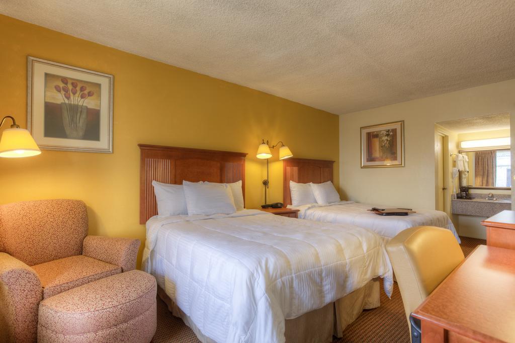 Econo Lodge Byron Rom bilde