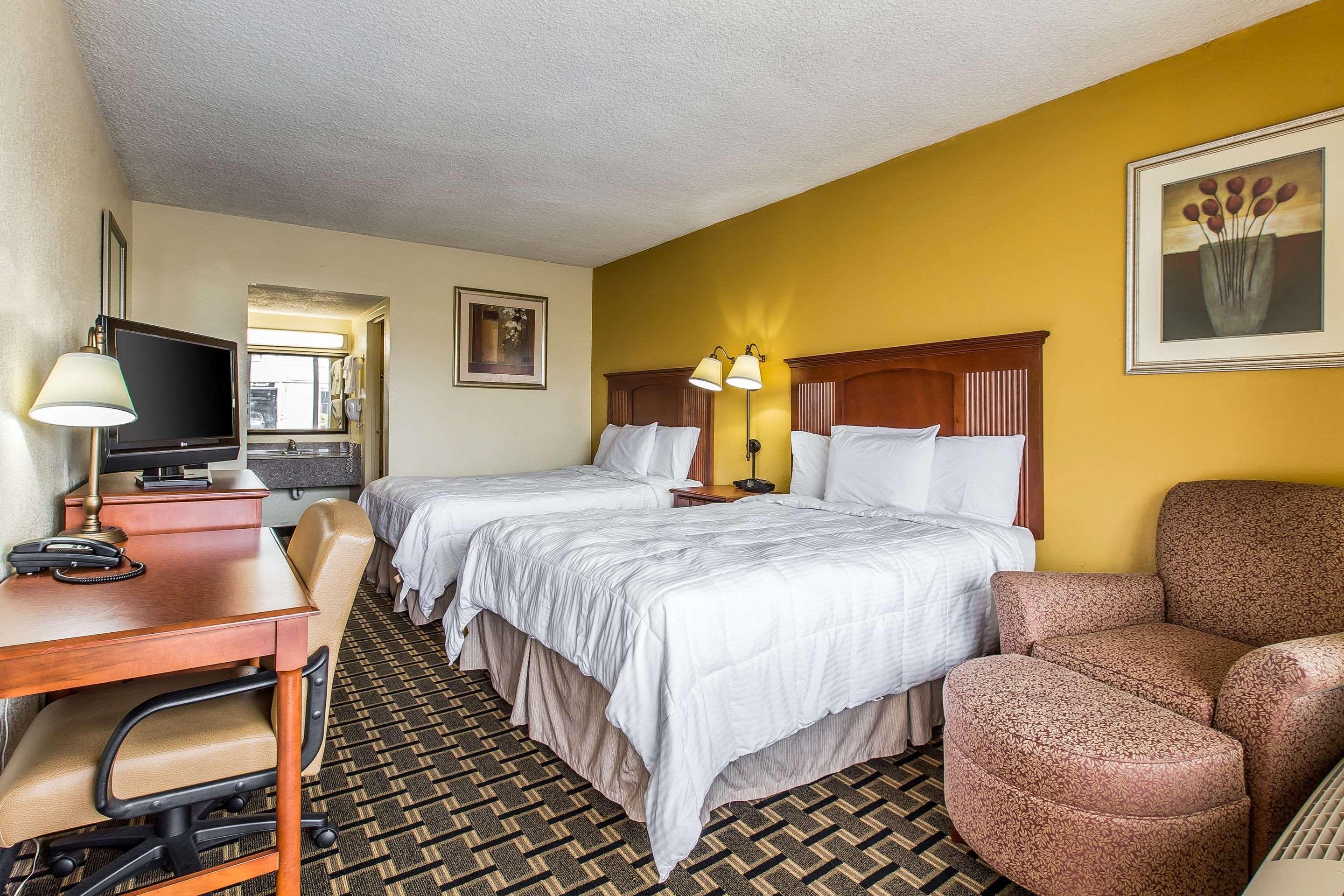 Econo Lodge Byron Eksteriør bilde