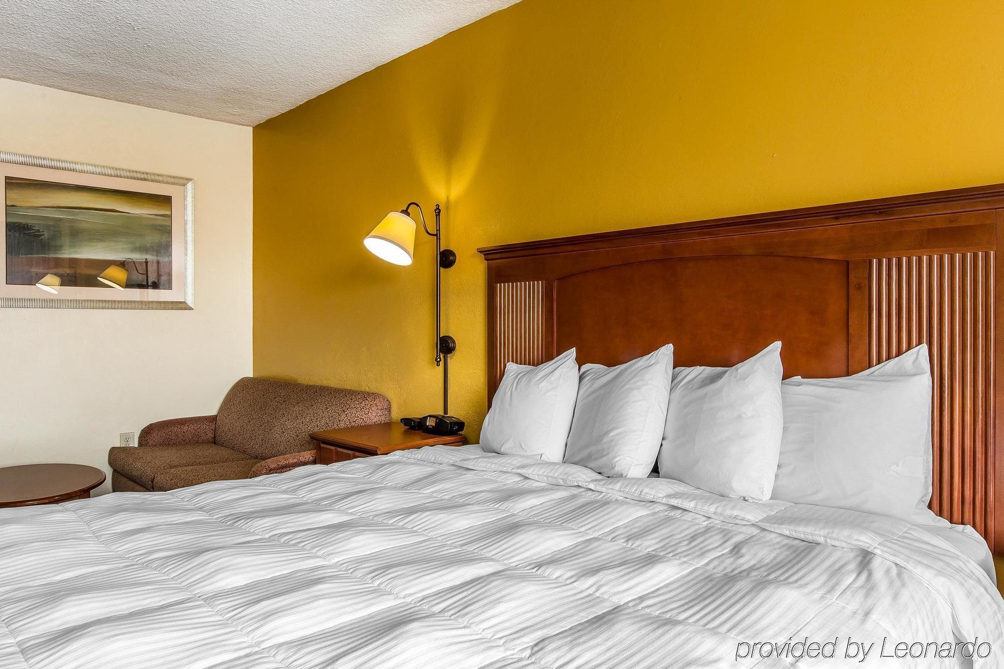 Econo Lodge Byron Eksteriør bilde