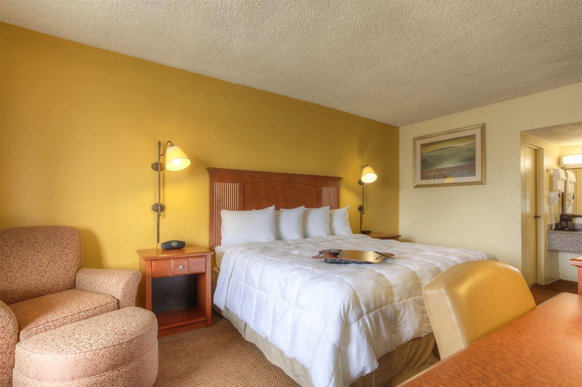 Econo Lodge Byron Eksteriør bilde